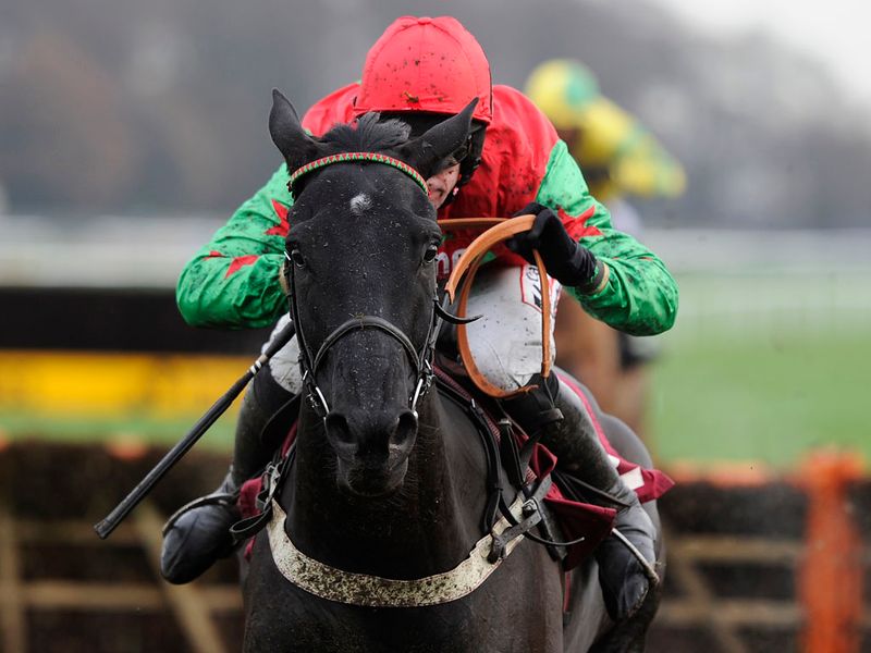The action is under way and odds-on favourite Balder Success takes the opener