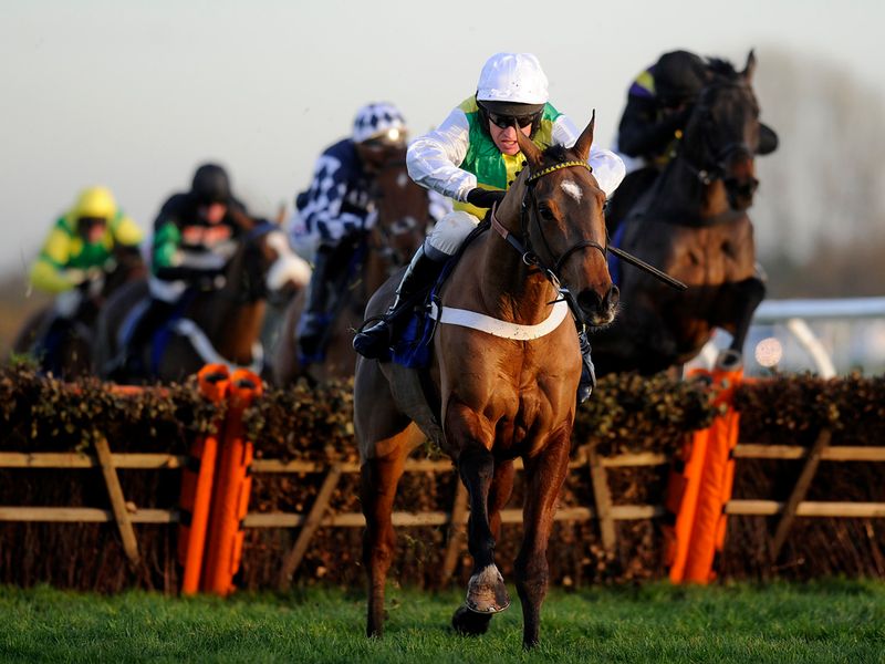 Lyvius makes a winning reappearance under Barry Geraghty