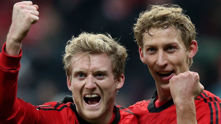 Stefan Kiessling (l): Netted a brace for Leverkusen