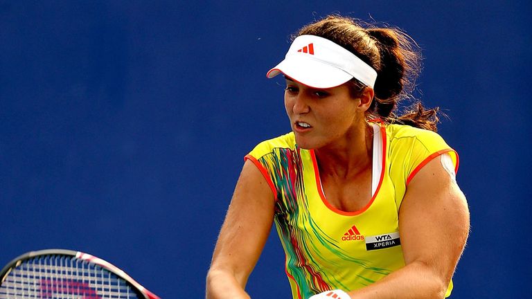 Laura Robson: Easy victory in China to start new season in style