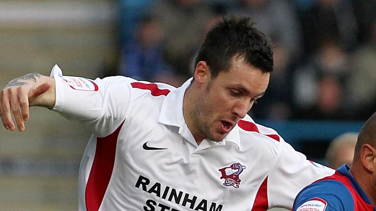 Michael Collins: Staying at Glanford Park