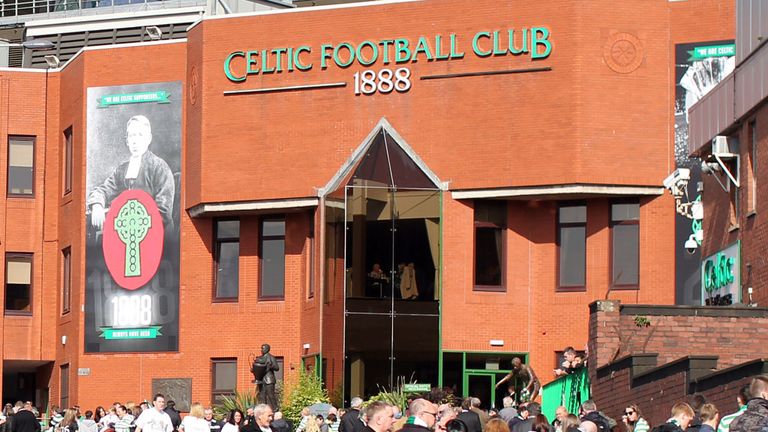 Celtic: Neil Lennon wants 'disruptive' fans to stay away