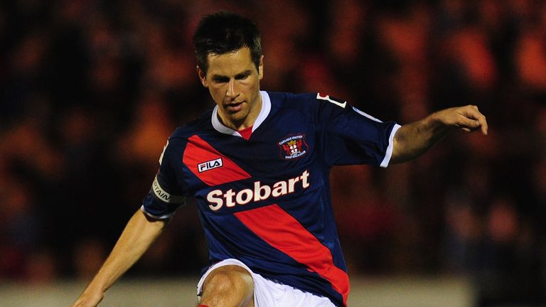 Paul Thirlwell: Pens new deal