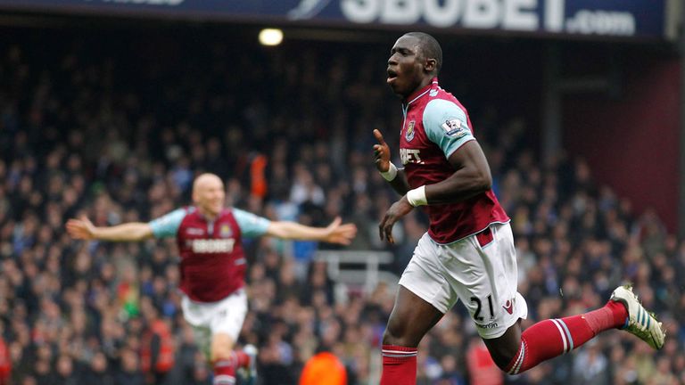 Mohamed Diame: No bid from Arsenal for West Ham midfielder