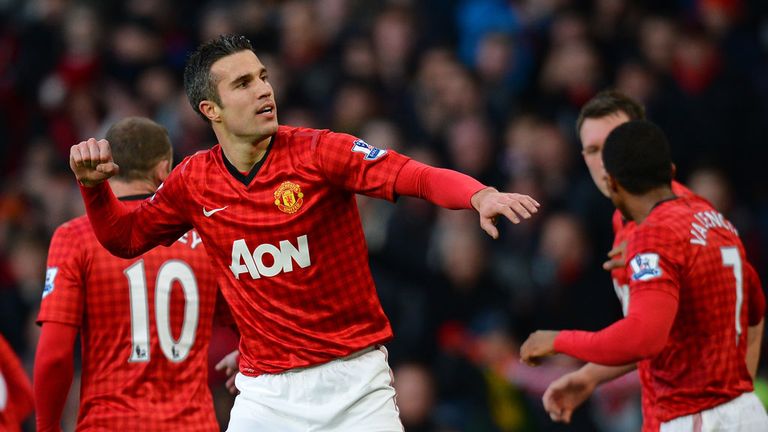 Robin van Persie celebrates his 15th goal for Manchester United