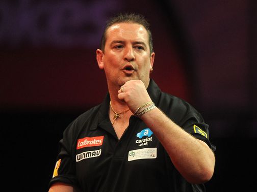 Dean Winstanley: Nine dart finish