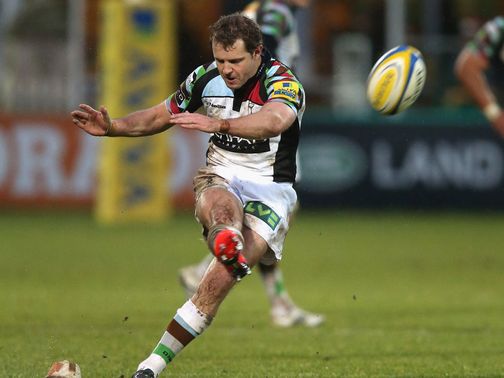 Nick Evans kicks another penalty