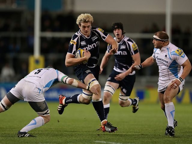 Richie Gray charges forward.