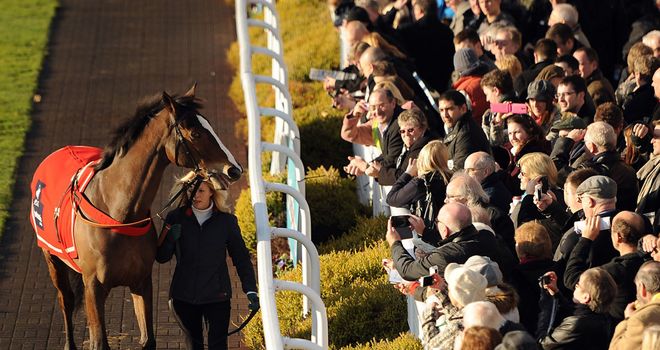 Sandown racegoers greet Kauto Star last month