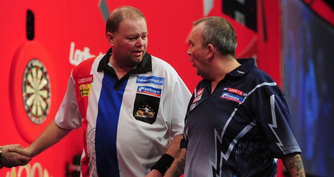 Phil Taylor and Raymond van Barneveld: Old rivals in on-stage spat