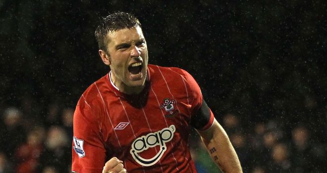 Rickie Lambert: Tied to Southampton until summer of 2016