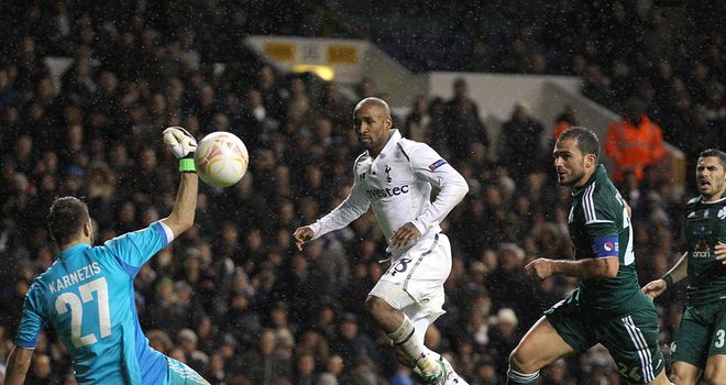 Jermaine Defoe puts the gloss on Spurs' victory with the third goal