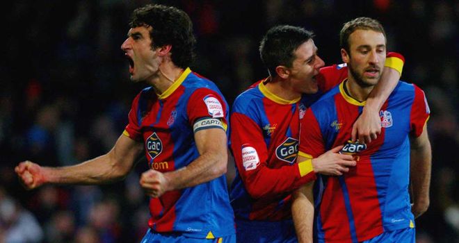 Glenn Murray: Crystal Palace striker congratulated by team-mates