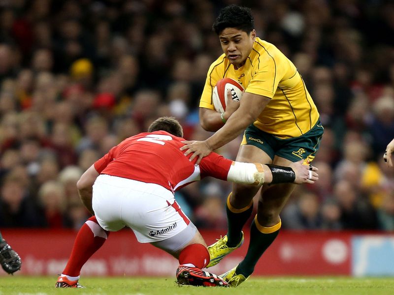 Matthew Rees takes down Ben Tapuai