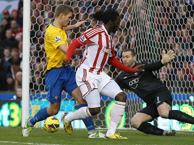 Stoke equalise against Southampton on 16 minutes, Ryan Shotton's low cross is flicked into the far corner by Kenwyne Jones.