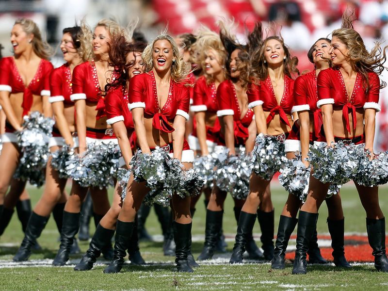 Cheerleaders of the Buccaneers get into the Christmas spirit