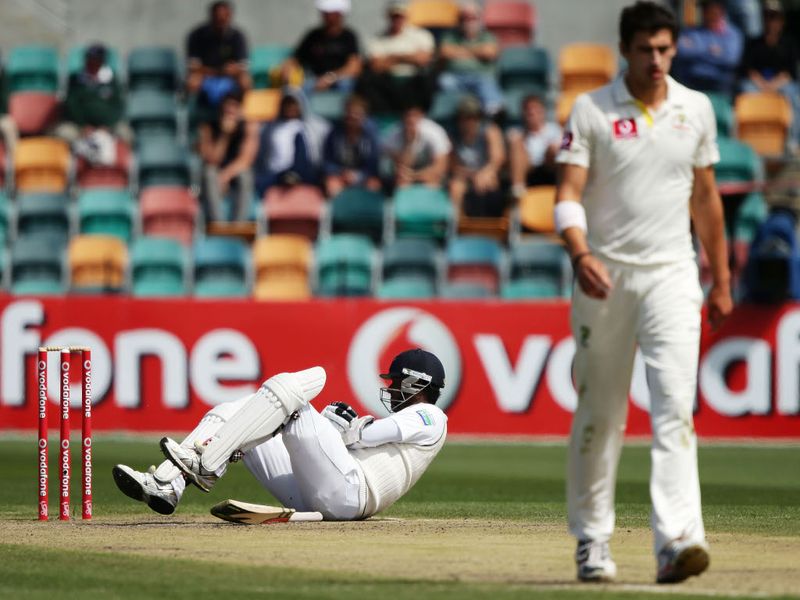 Mitchell Starc floored Angelo Mathews.