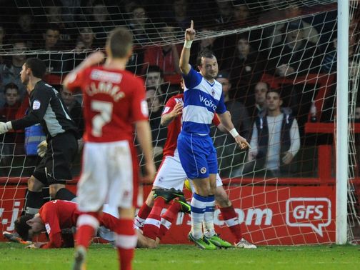 Noel Hunt celebrates for Reading