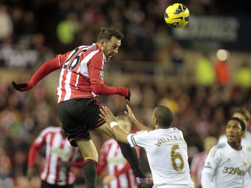 Sunderland's Steven Fletcher has a header at goal