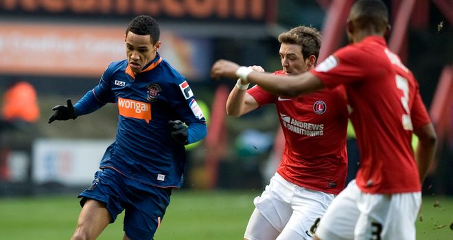 Tom Ince: Contract at Blackpool extended