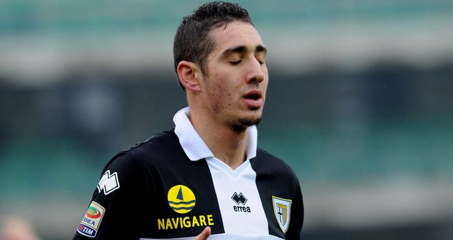 Ishak Belfodil celebrates his goal