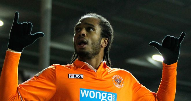 Натан Дельфунесо решает