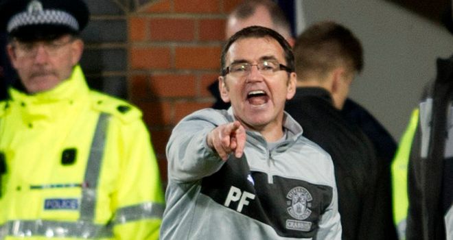 Pat Fenlon: Hibs manager secures Matt Done on loan