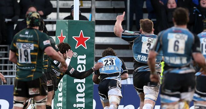 Peter Horne touches down in the last minute for Glasgow