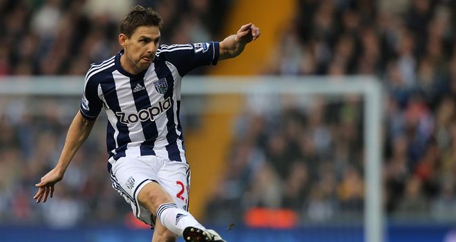 Zoltan Gera: Set to spend the next few weeks on crutches following knee surgery