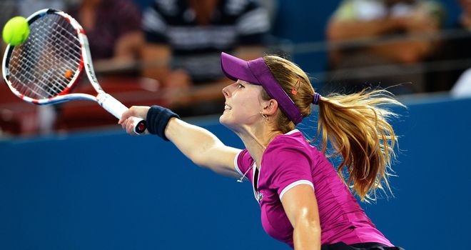 Alize Cornet: Three-set victory in Paris