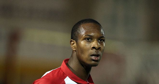 Gavin Hoyte: Has full support of club