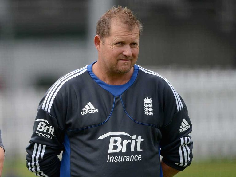 David Saker: England can benefit from rule changes