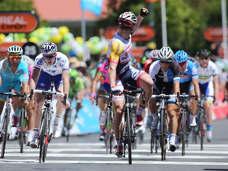 At the finish Greipel had time to look behind him...