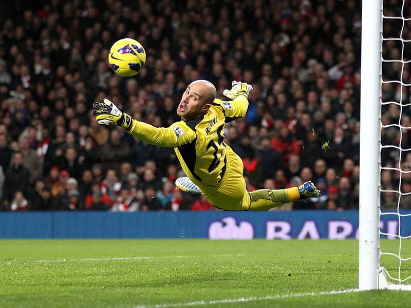 A great save from Pepe Reina ensures Liverpool go into the break leading Arsenal 1-0