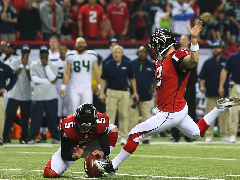 Matt Bryant kicks the winning field-goal