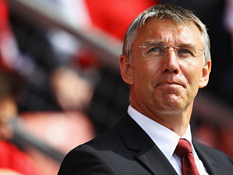 In September 2010, Nigel Adkins signed a three-year contract at League One Southampton and was joined by his assistant at Scunthorpe Andy Crosby.