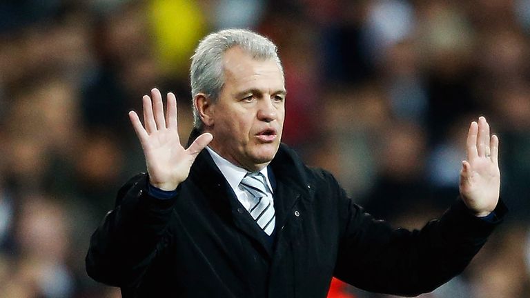 Javier Aguirre: Signed a one-year extension to his contract