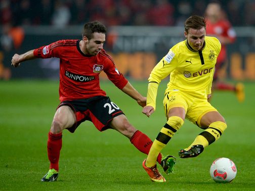 Mario Goetze vies with Ramos Carvajal