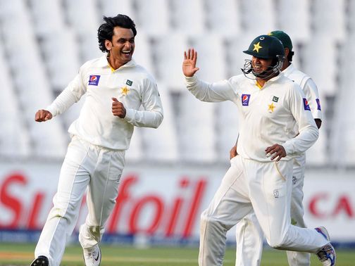 Mohammad Hafeez: Finished with four wickets