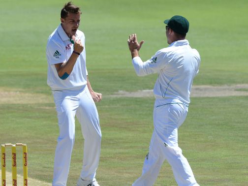 Dale Steyn finished with figures of six for eight