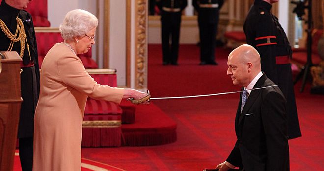 Sir Dave is bestowed the honour by Queen Elizabeth