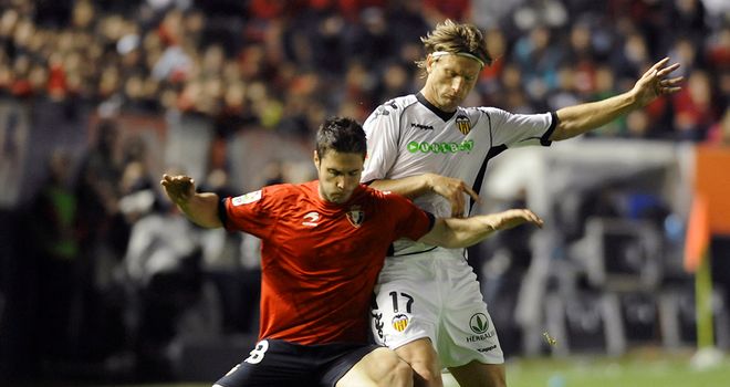 Kike Sola: Double strike forOsasuna