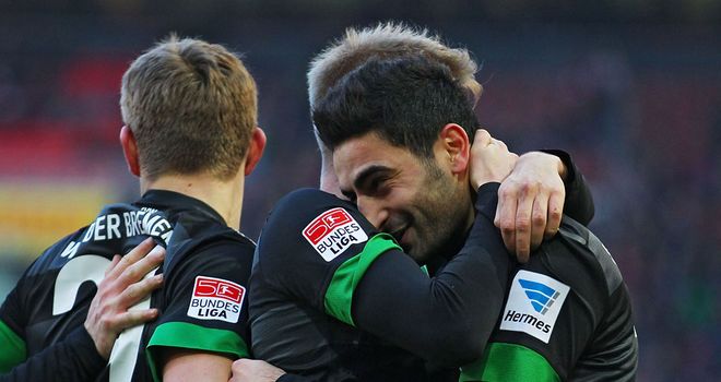 Mehmet Ekici celebrates a Bremen goal