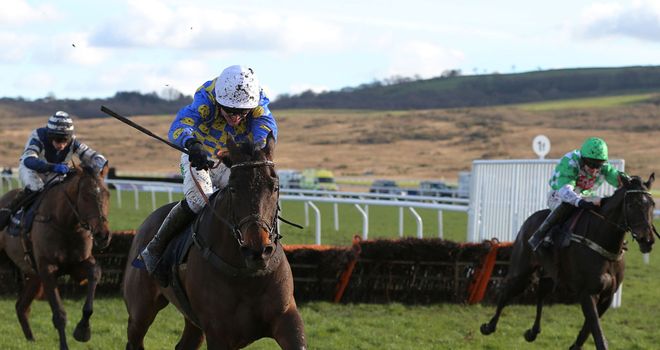 Medinas on his way to Welsh Champion Hurdle success