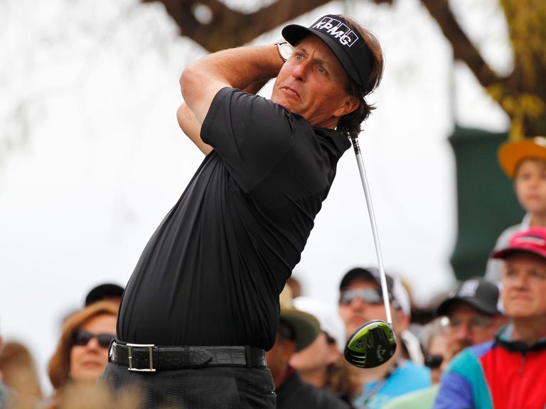 Phil Mickelson: Returns to the world's top 10