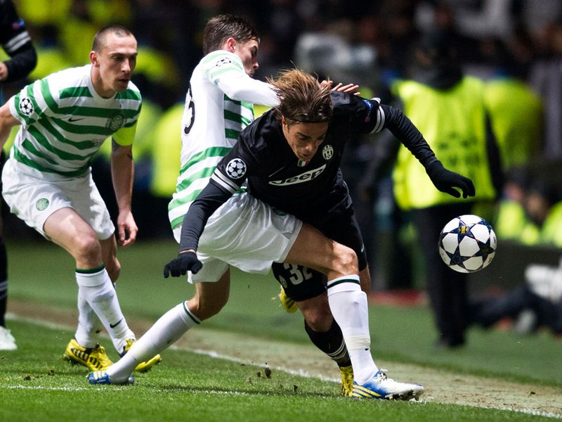 The Hoops don't let their heads drop and they continue to battle hard