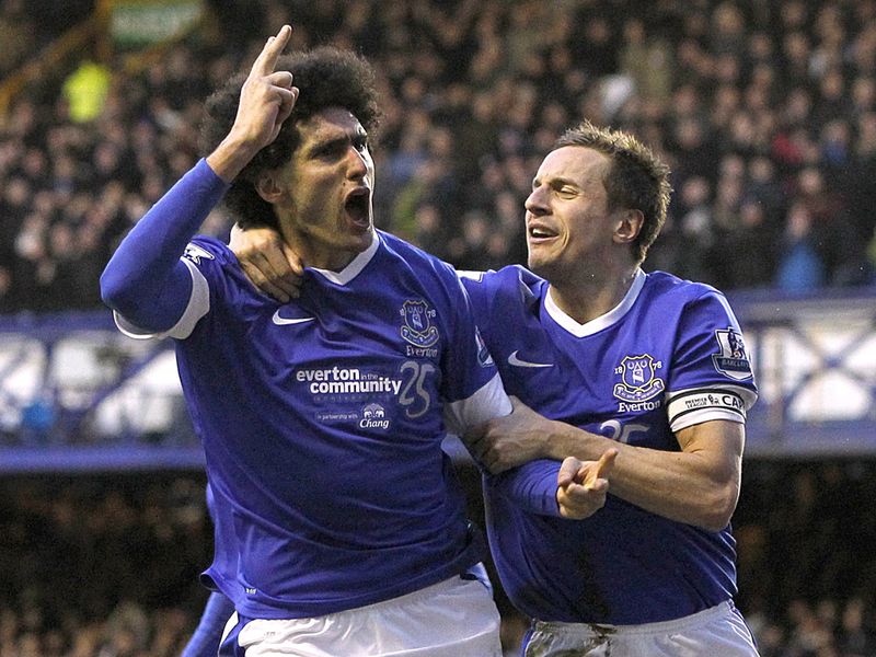 There was a thrilling finish at Goodison as Marouane Fellaini struck twice to earn a 3-3 draw for Everton.