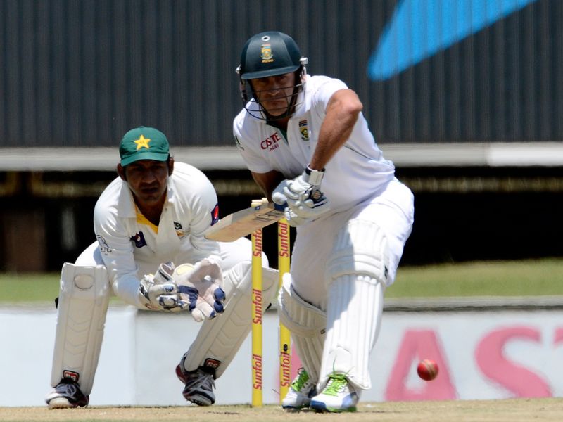 Faf du Plessis made 29 off 57 balls before falling to Ehsan.