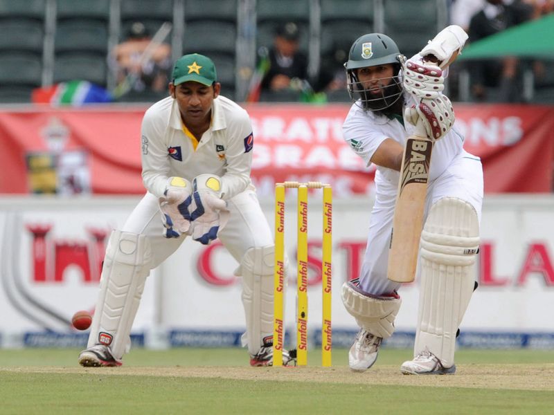 Hashim Amla fell 10 runs later for 37, off the bowling of Younis Khan.