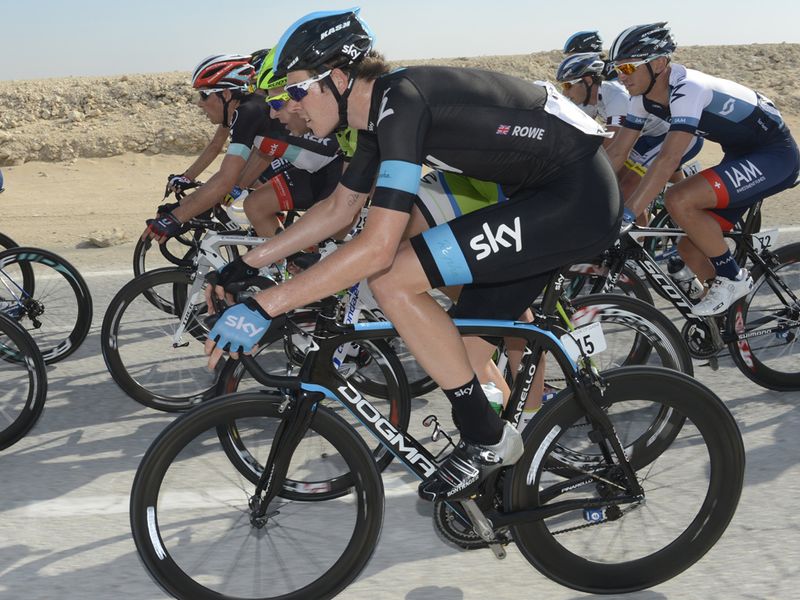 The team would put their weight behind Luke Rowe for the sprint